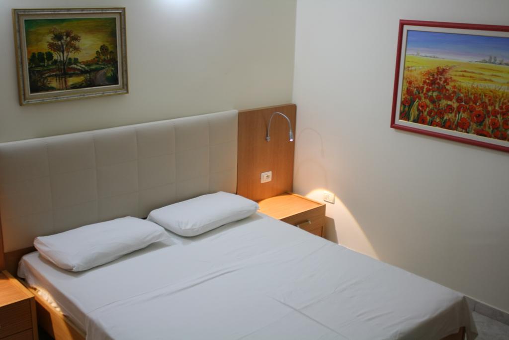 Hotel Martini Vlorë Pokoj fotografie